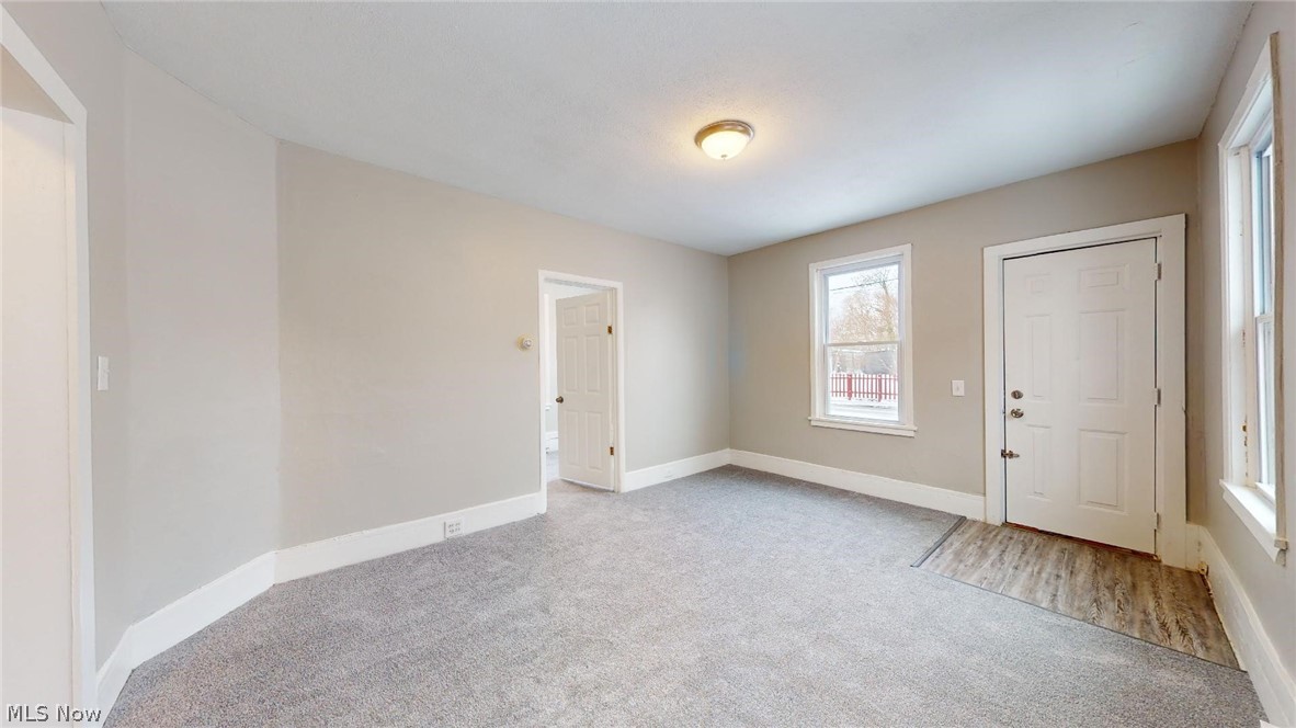 4572 Niessen Court Cleveland OH 44109