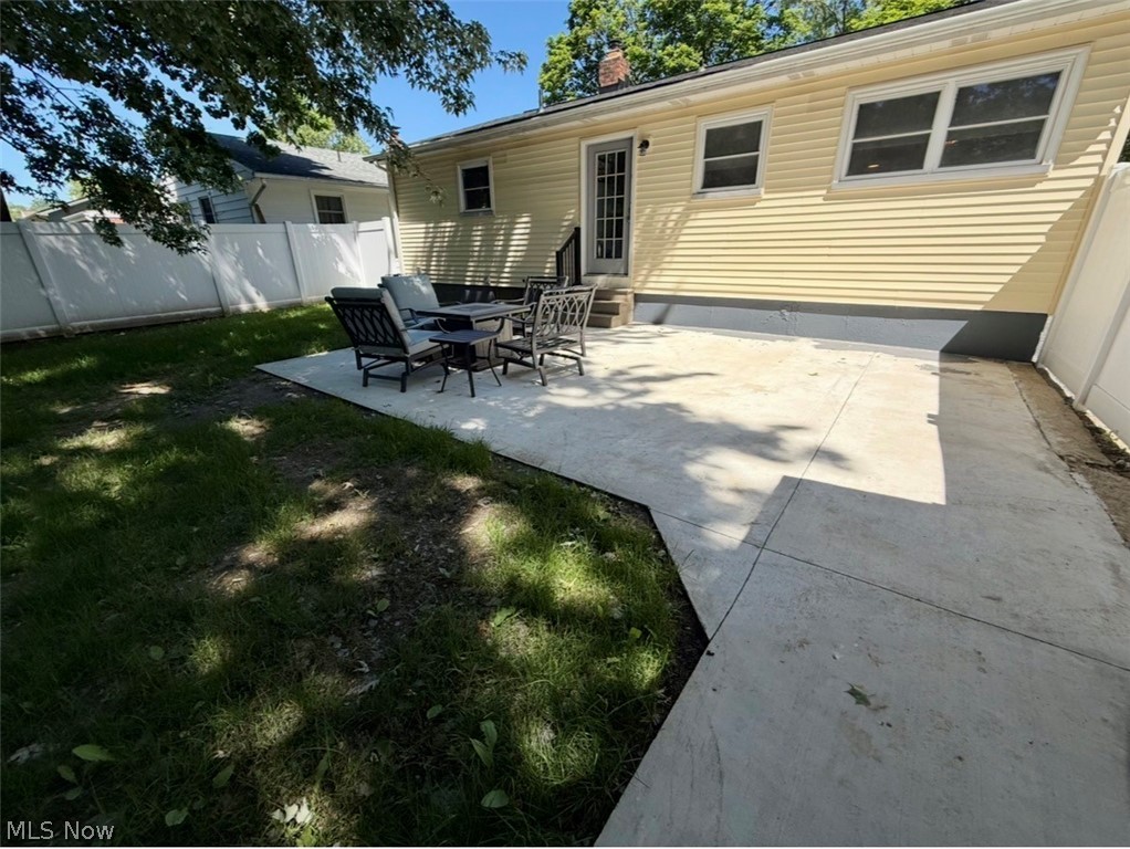 1793 Lealand Avenue Poland OH 44514