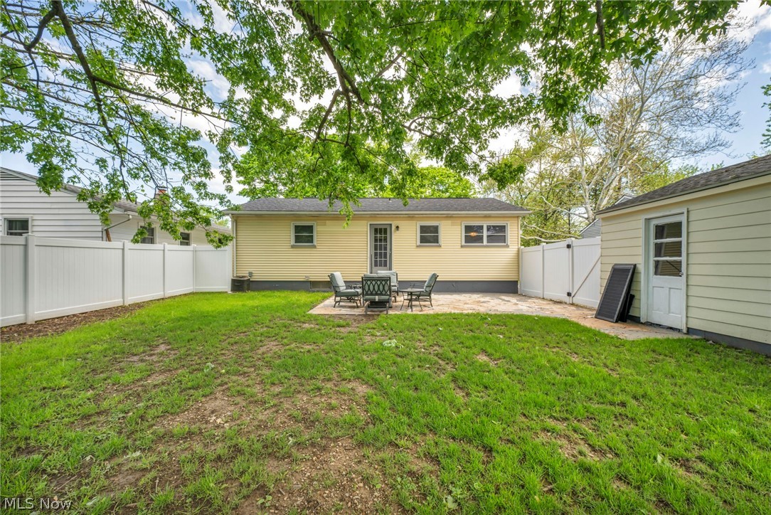 1793 Lealand Avenue Poland OH 44514