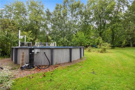 27258 Cook Road Olmsted Twp OH 44138