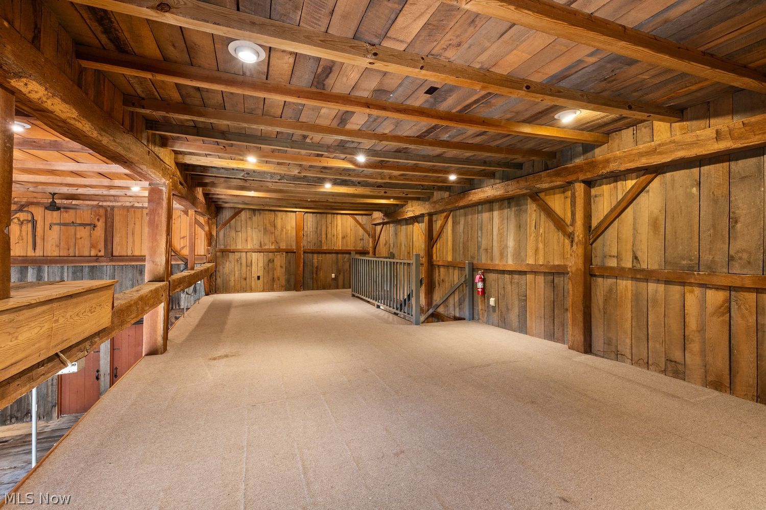697 County Road 1302 Ashland OH 44805