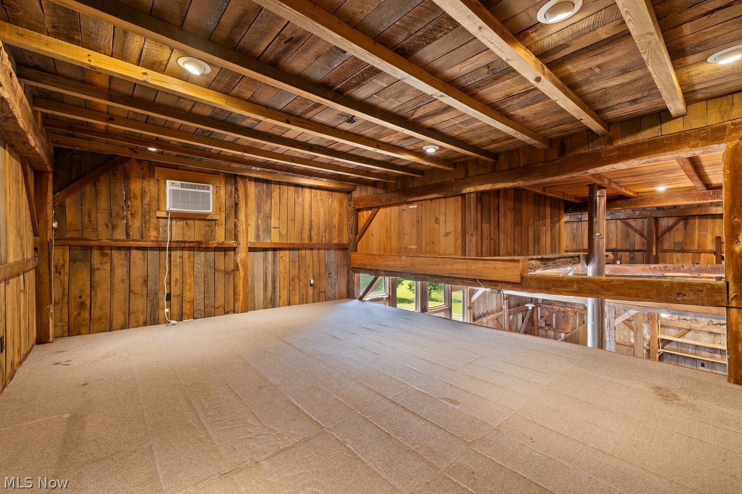 697 County Road 1302 Ashland OH 44805