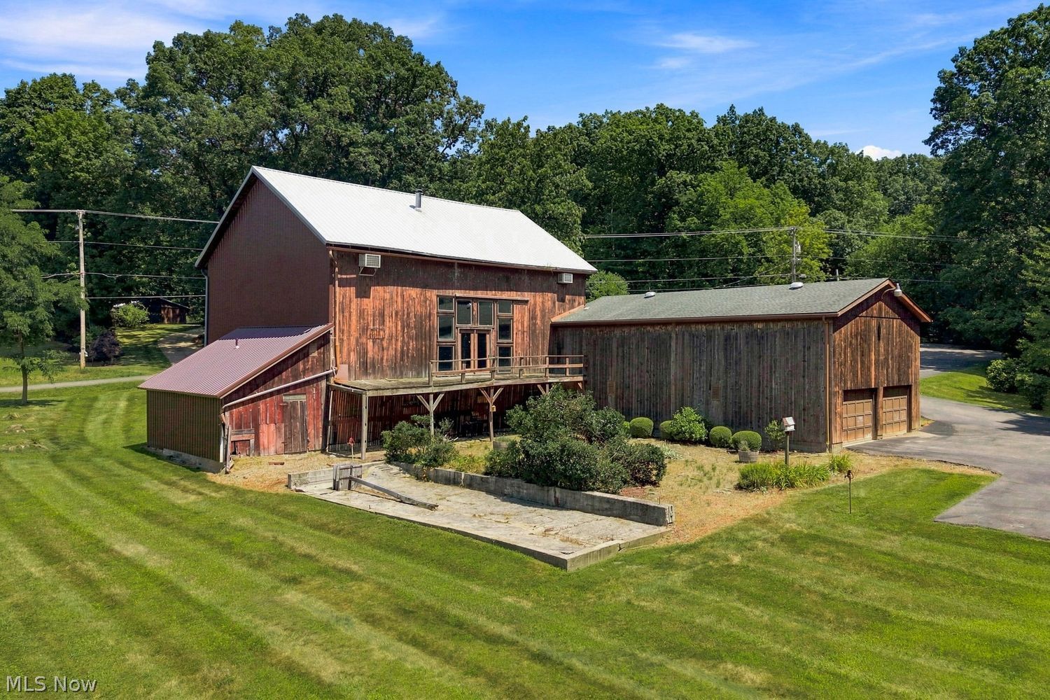 697 County Road 1302 Ashland OH 44805