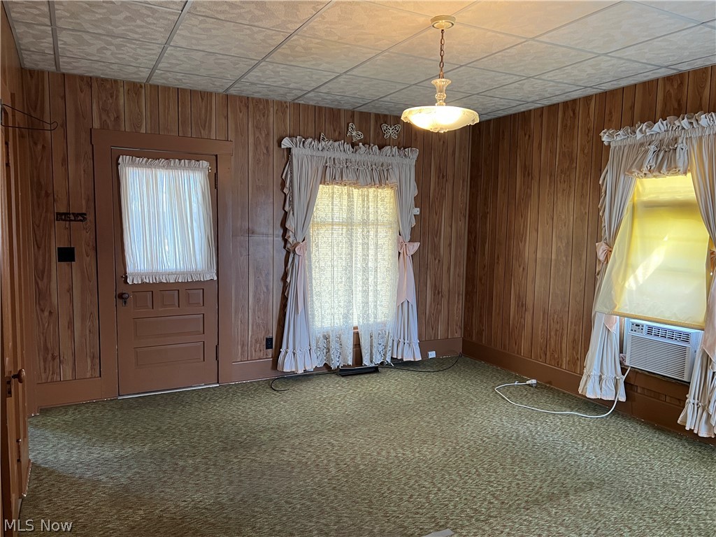 984 W Main Street Sugarcreek OH 44681