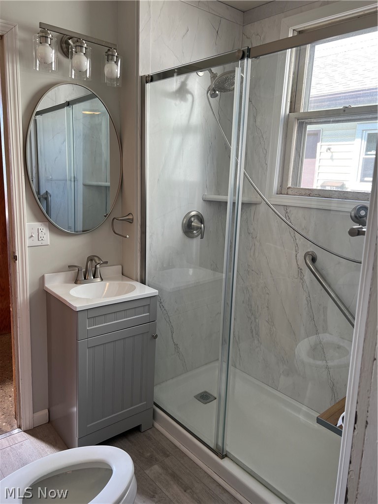 984 W Main Street Sugarcreek OH 44681