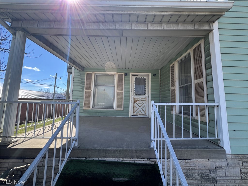 984 W Main Street Sugarcreek OH 44681