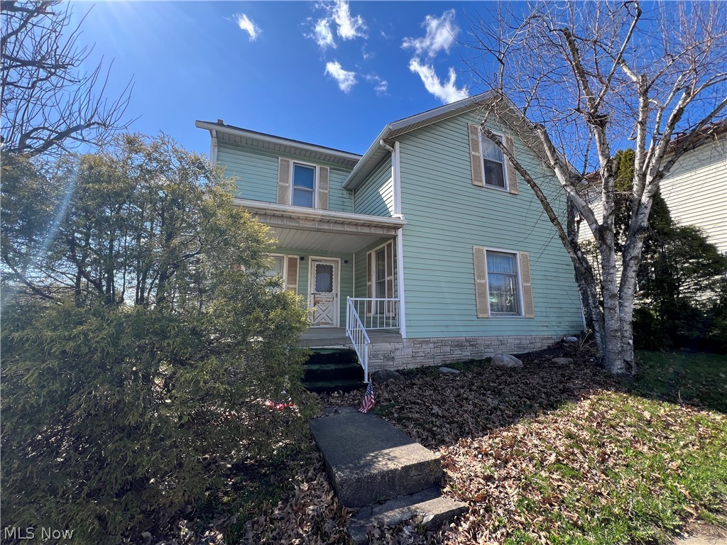 984 W Main Street Sugarcreek OH 44681