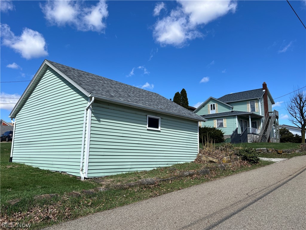 984 W Main Street Sugarcreek OH 44681