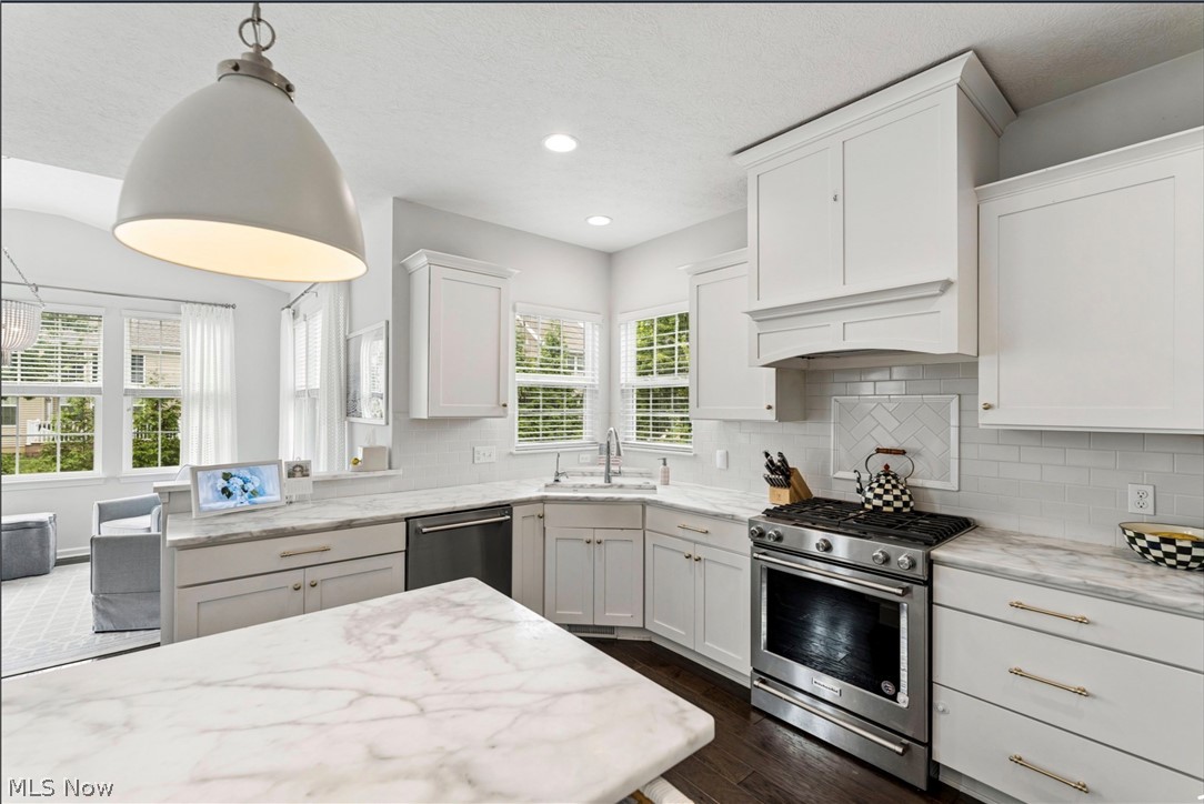 32725 Albion Drive Avon Lake OH 44012