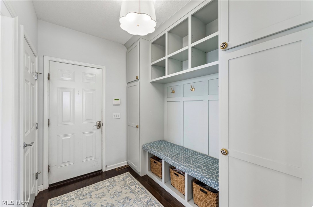 32725 Albion Drive Avon Lake OH 44012