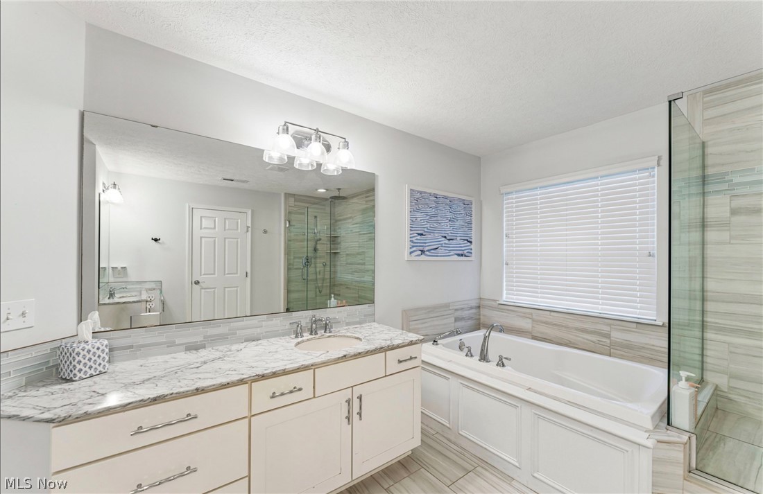 32725 Albion Drive Avon Lake OH 44012