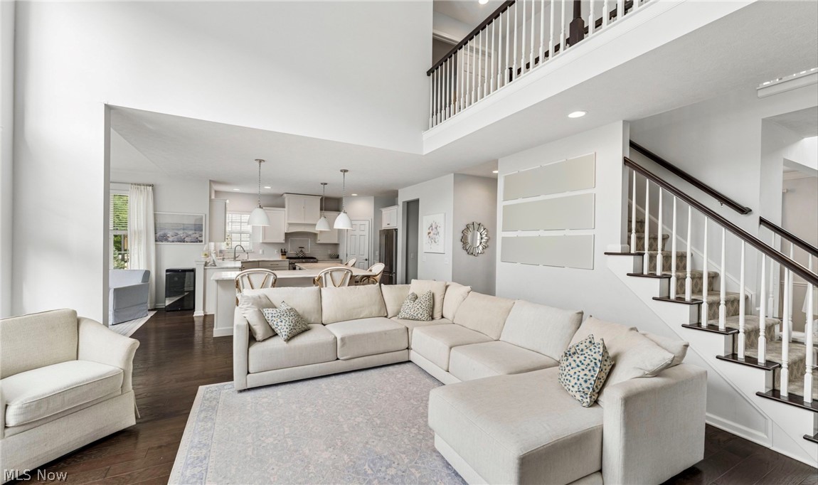32725 Albion Drive Avon Lake OH 44012