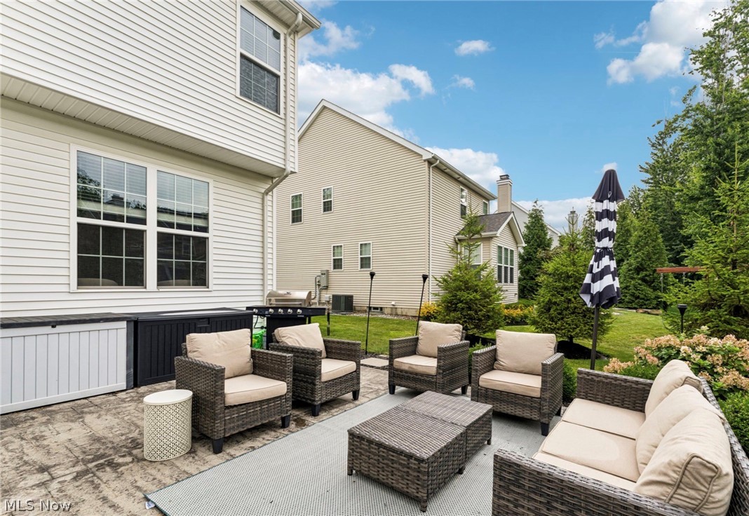 32725 Albion Drive Avon Lake OH 44012