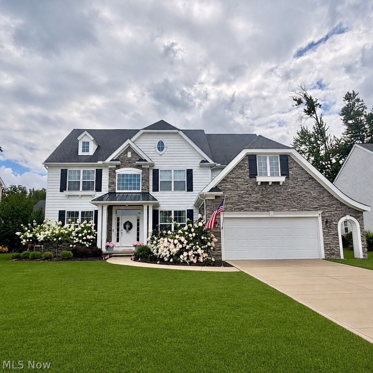 32725 Albion Drive Avon Lake OH 44012