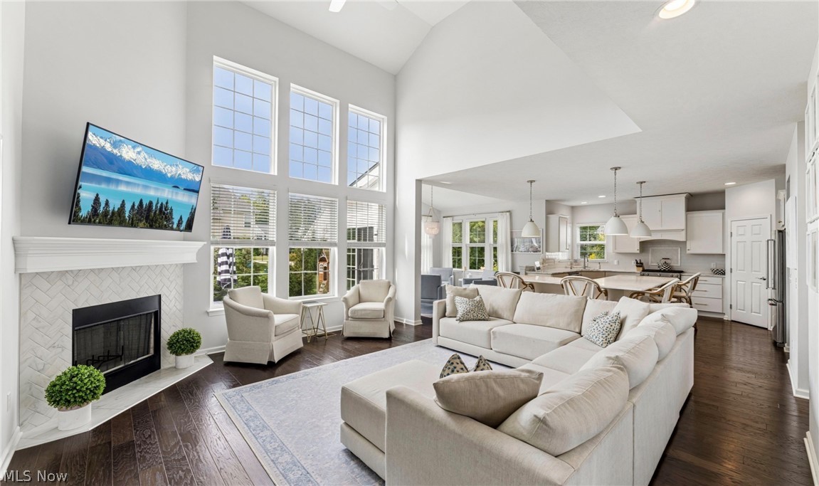 32725 Albion Drive Avon Lake OH 44012