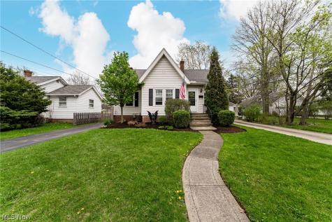 1207 Irene Road Lyndhurst OH 44124