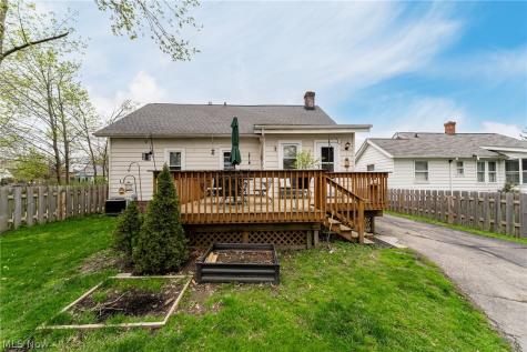 1207 Irene Road Lyndhurst OH 44124