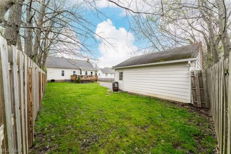1207 Irene Road Lyndhurst OH 44124
