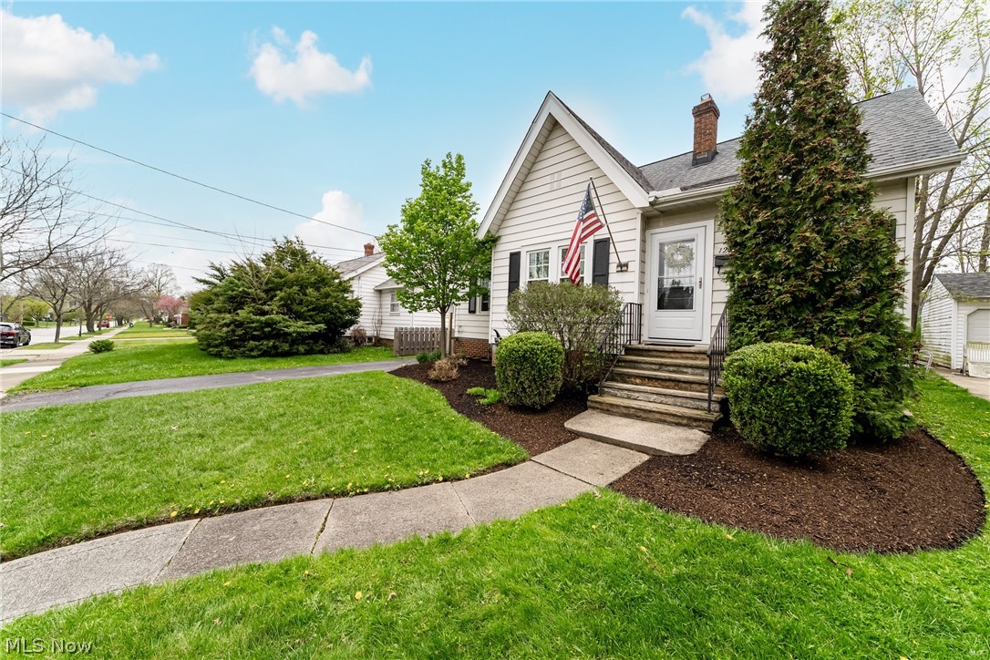 1207 Irene Road Lyndhurst OH 44124