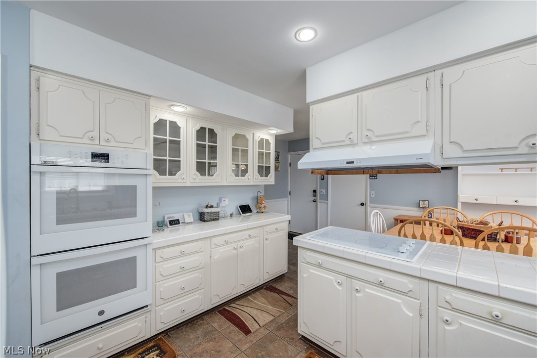 362 Hamilton Circle Elyria OH 44035