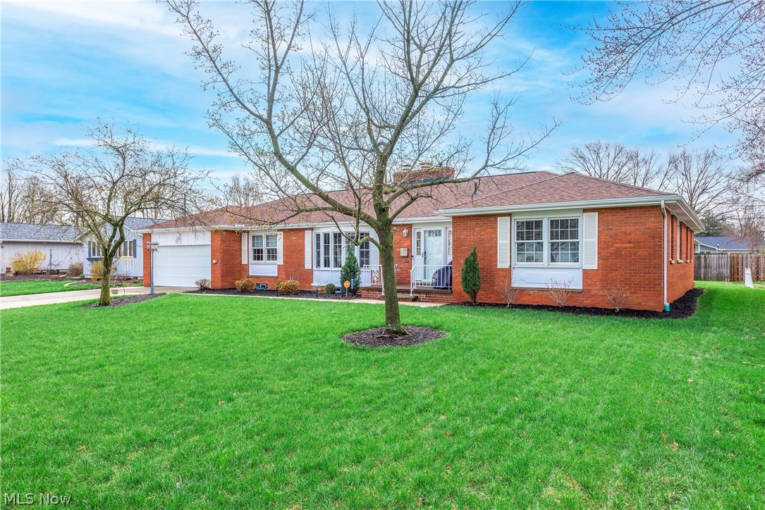 362 Hamilton Circle Elyria OH 44035