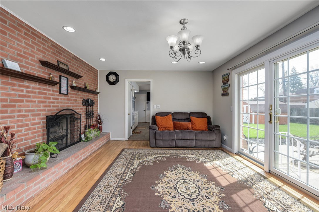 362 Hamilton Circle Elyria OH 44035
