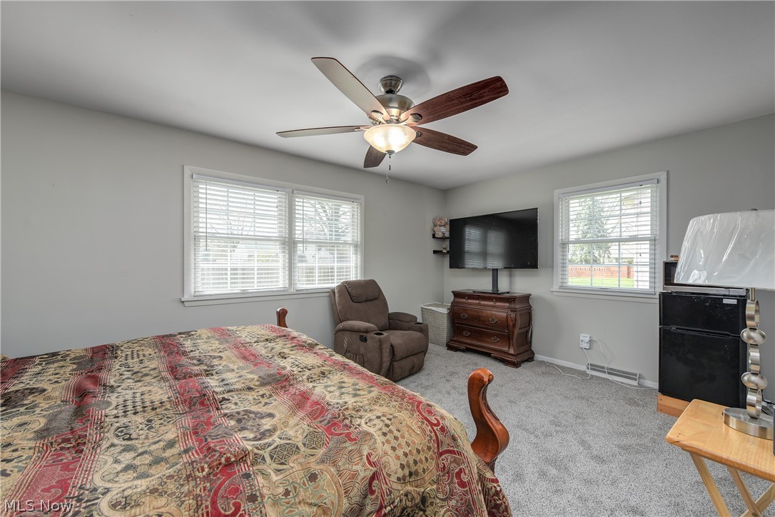 362 Hamilton Circle Elyria OH 44035