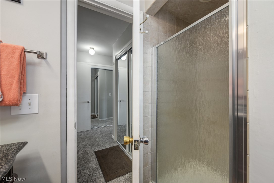362 Hamilton Circle Elyria OH 44035