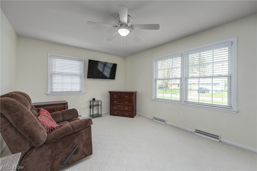 362 Hamilton Circle Elyria OH 44035