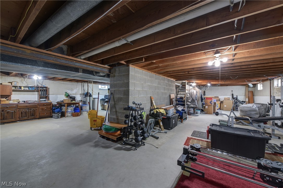 362 Hamilton Circle Elyria OH 44035