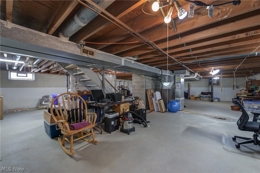 362 Hamilton Circle Elyria OH 44035