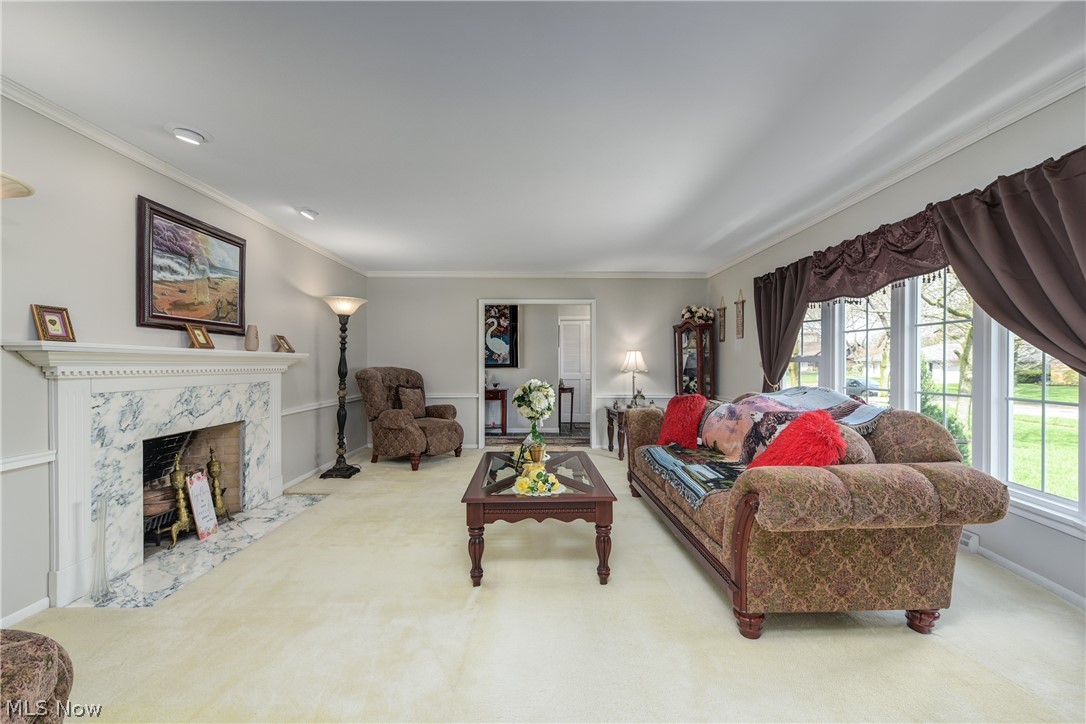362 Hamilton Circle Elyria OH 44035