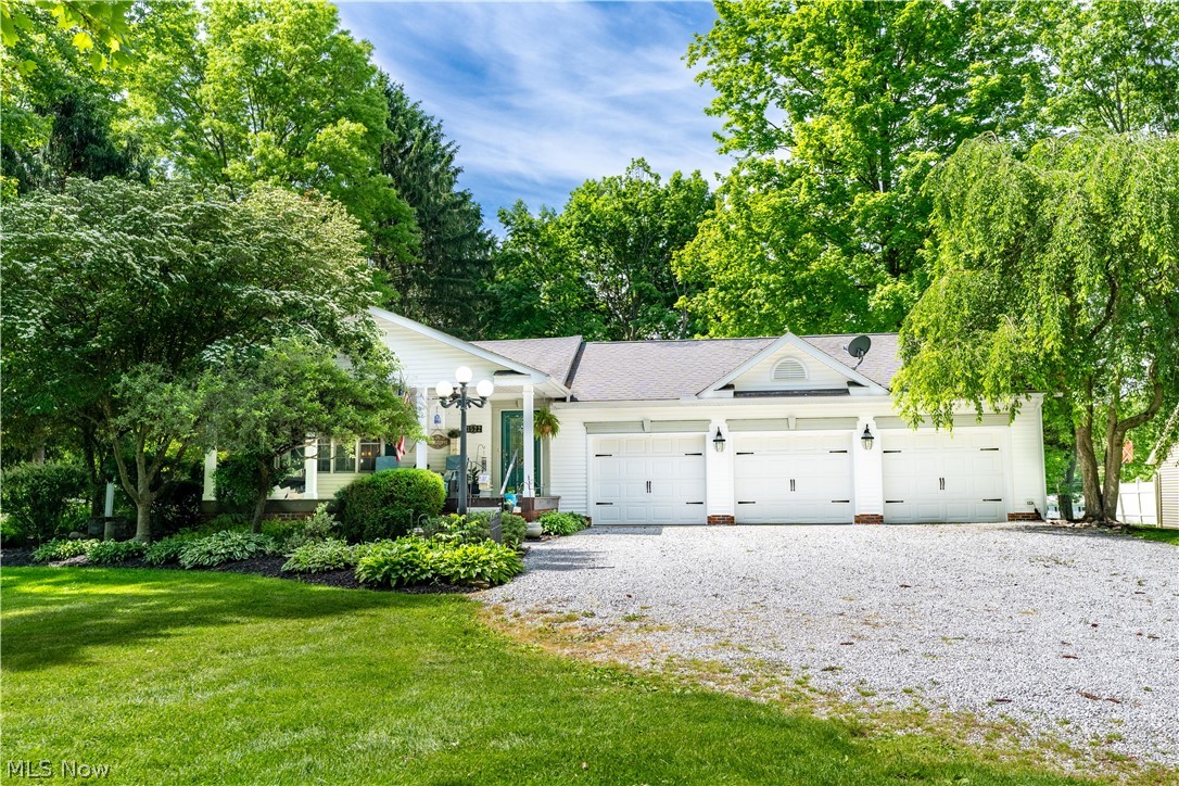 3522 Lovers Lane Ravenna OH 44266