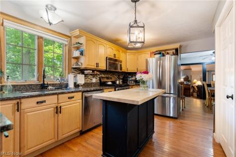 3522 Lovers Lane Ravenna OH 44266