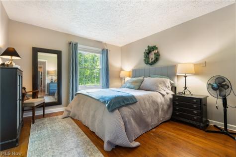 3522 Lovers Lane Ravenna OH 44266