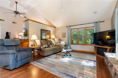 3522 Lovers Lane Ravenna OH 44266