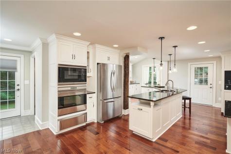 3622 Ira Road Akron OH 44333