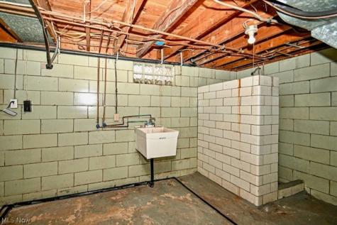 5011 W Boulevard NW Canton OH 44718