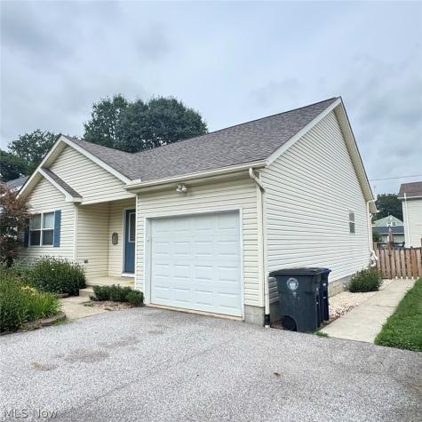 115 Sabetha Place Akron OH 44313