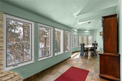 34040 Sherbrook Park Drive Solon OH 44139