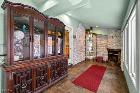 34040 Sherbrook Park Drive Solon OH 44139