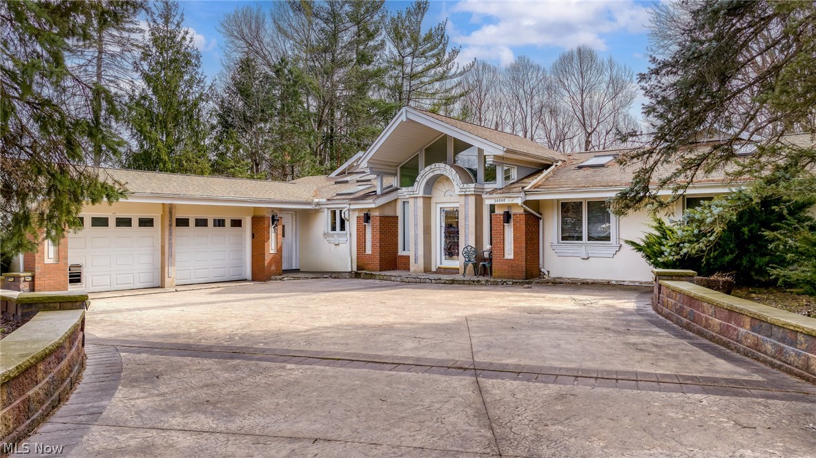 34040 Sherbrook Park Drive Solon OH 44139