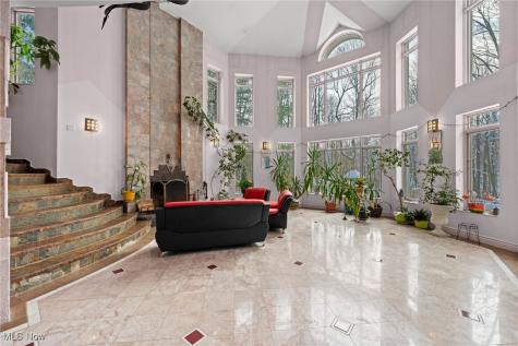 34040 Sherbrook Park Drive Solon OH 44139