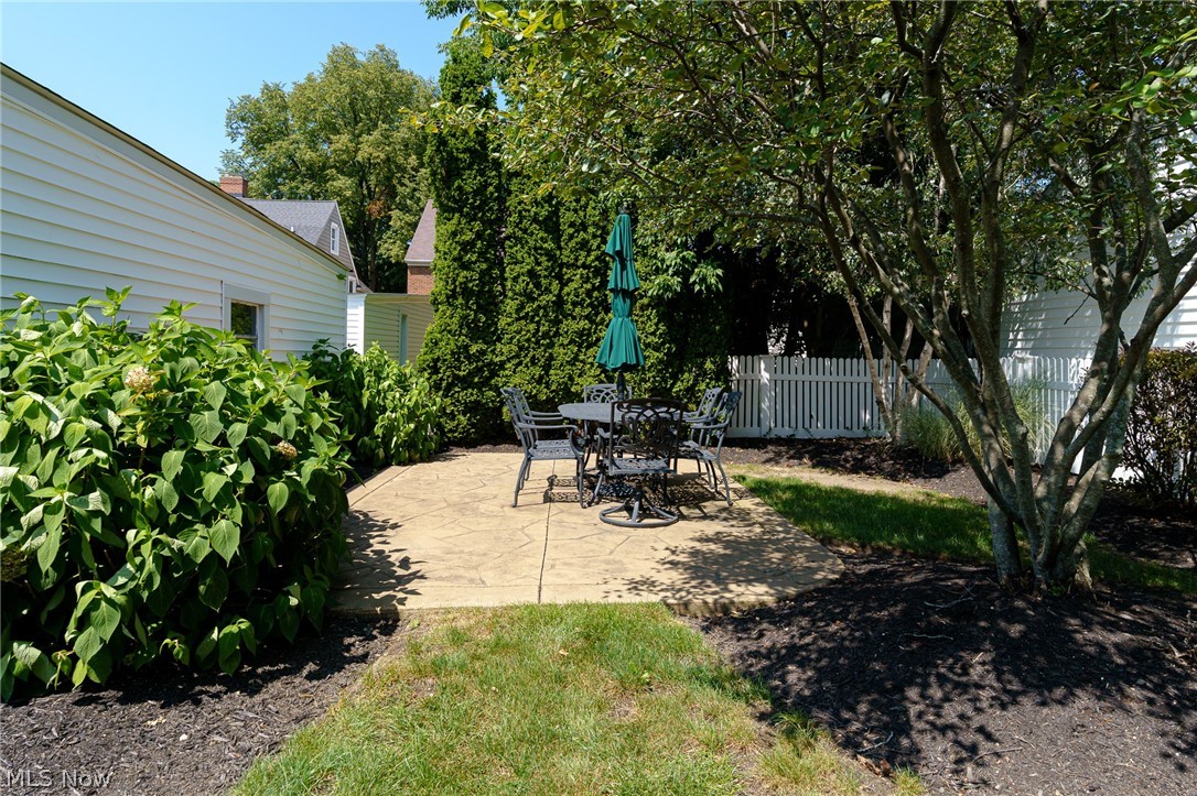 21146 Erie Road Rocky River OH 44116