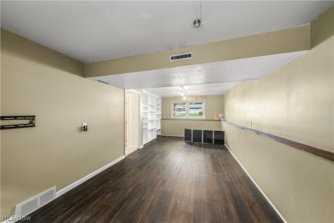 32653 Belle Road Avon Lake OH 44012
