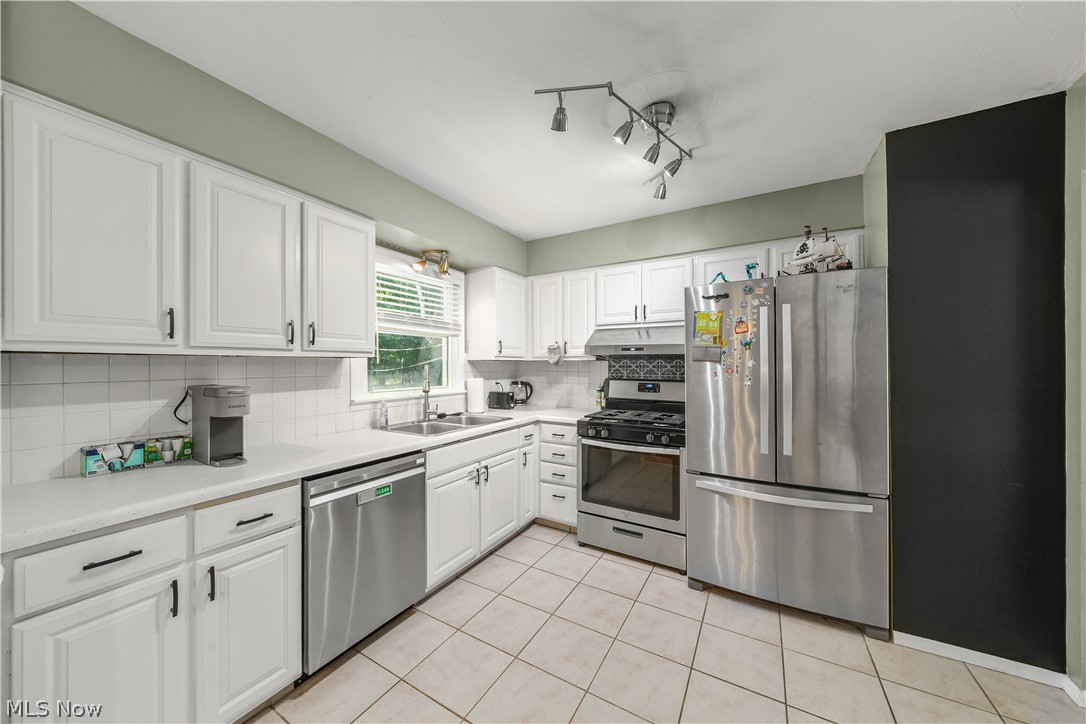 32653 Belle Road Avon Lake OH 44012