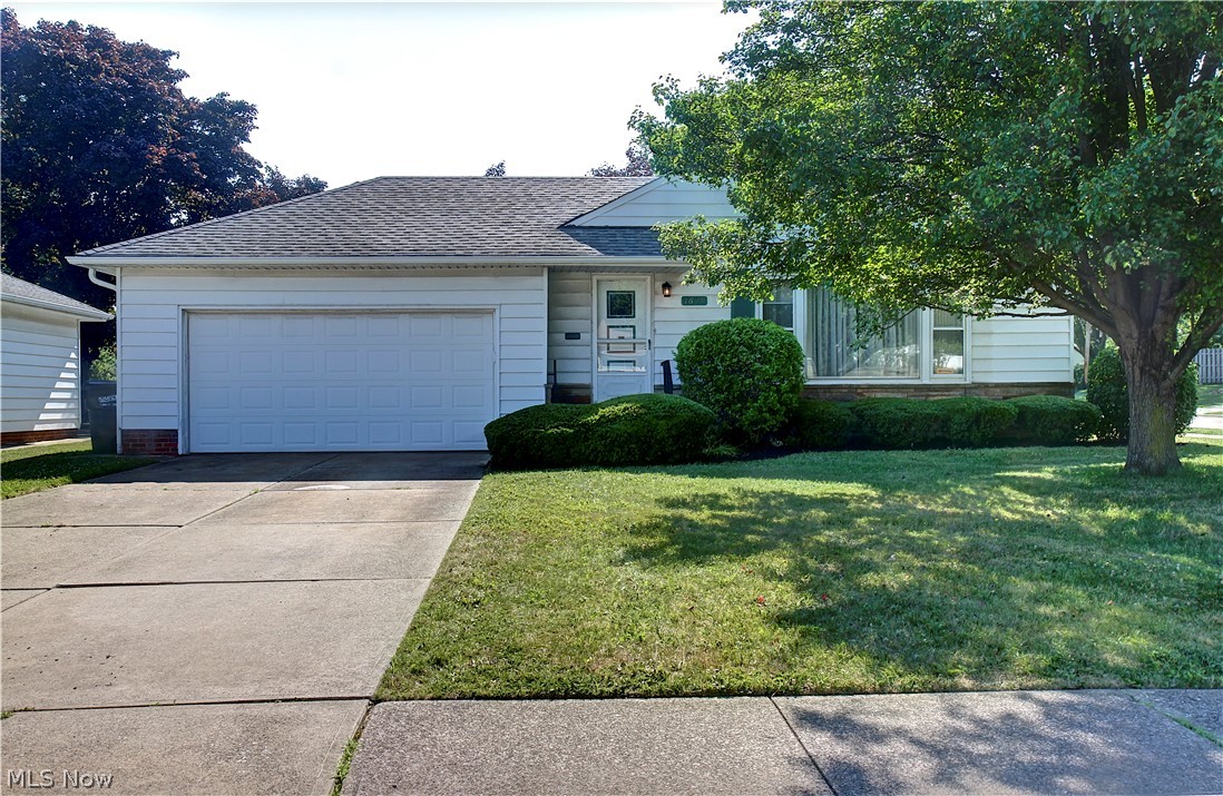 1679 Chelmsford Road Mayfield Heights OH 44124
