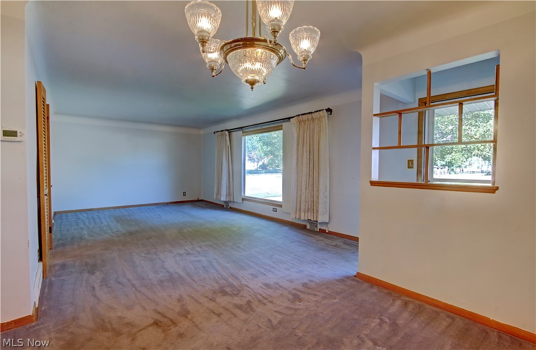 1679 Chelmsford Road Mayfield Heights OH 44124