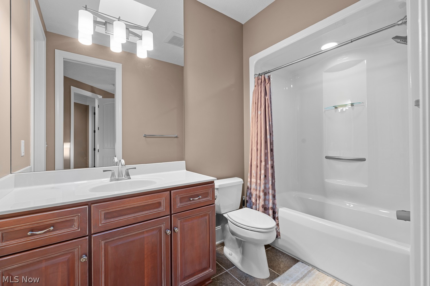 795 Club Drive Aurora OH 44202