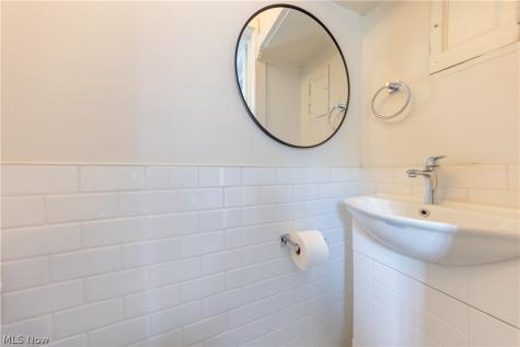 3119 Keswick Road Shaker Heights OH 44120